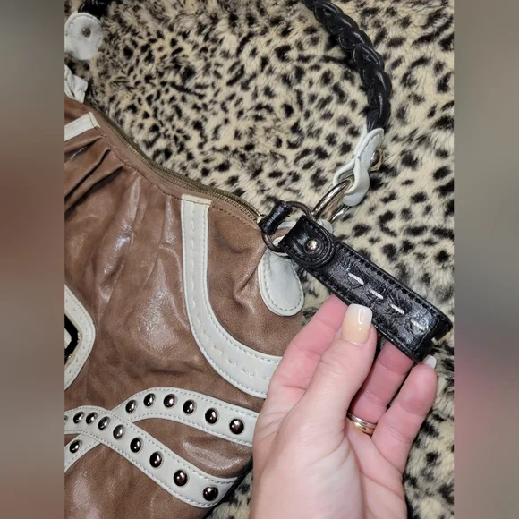 Giant Vintage Guess Tote - Picture 6 of 9